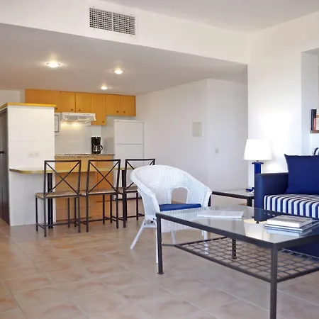 & Golf Apartment *