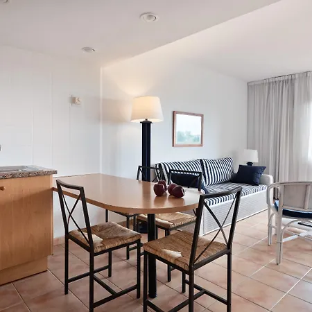 & Golf Apartment *