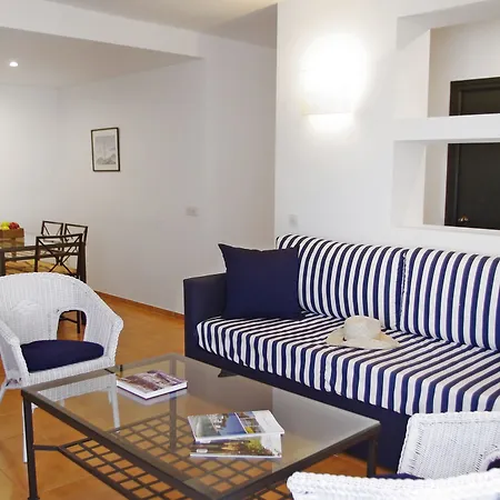 & Golf Apartment