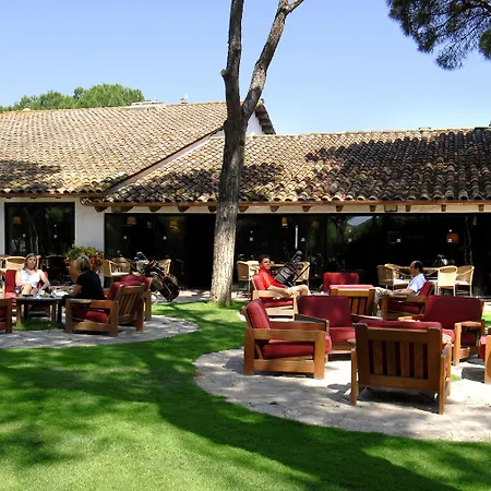 & Golf Hotel